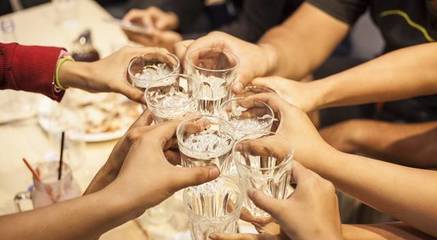 白酒、啤酒、红酒,3种酒谁最伤肝?